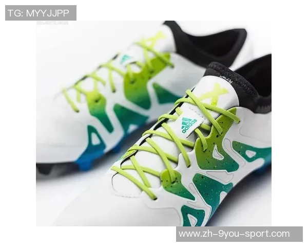 阿迪达斯足球鞋专卖店全新开业精选款式助你在球场上尽显风采